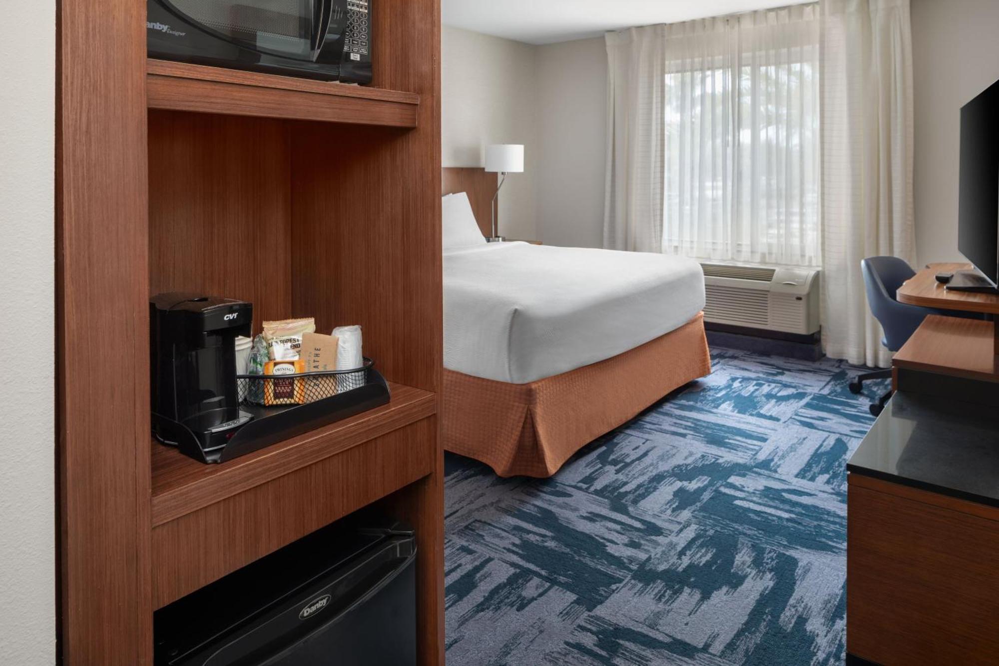 Fairfield Inn & Suites By Marriott Orlando Kissimmee/Селебрейшн Экстерьер фото